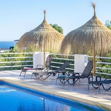 Deluxe Vistamar Hotel 4*